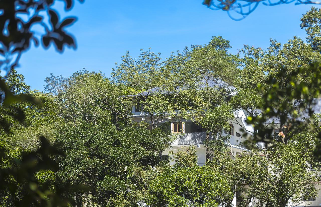 Hostess Thekkady Otel Dış mekan fotoğraf